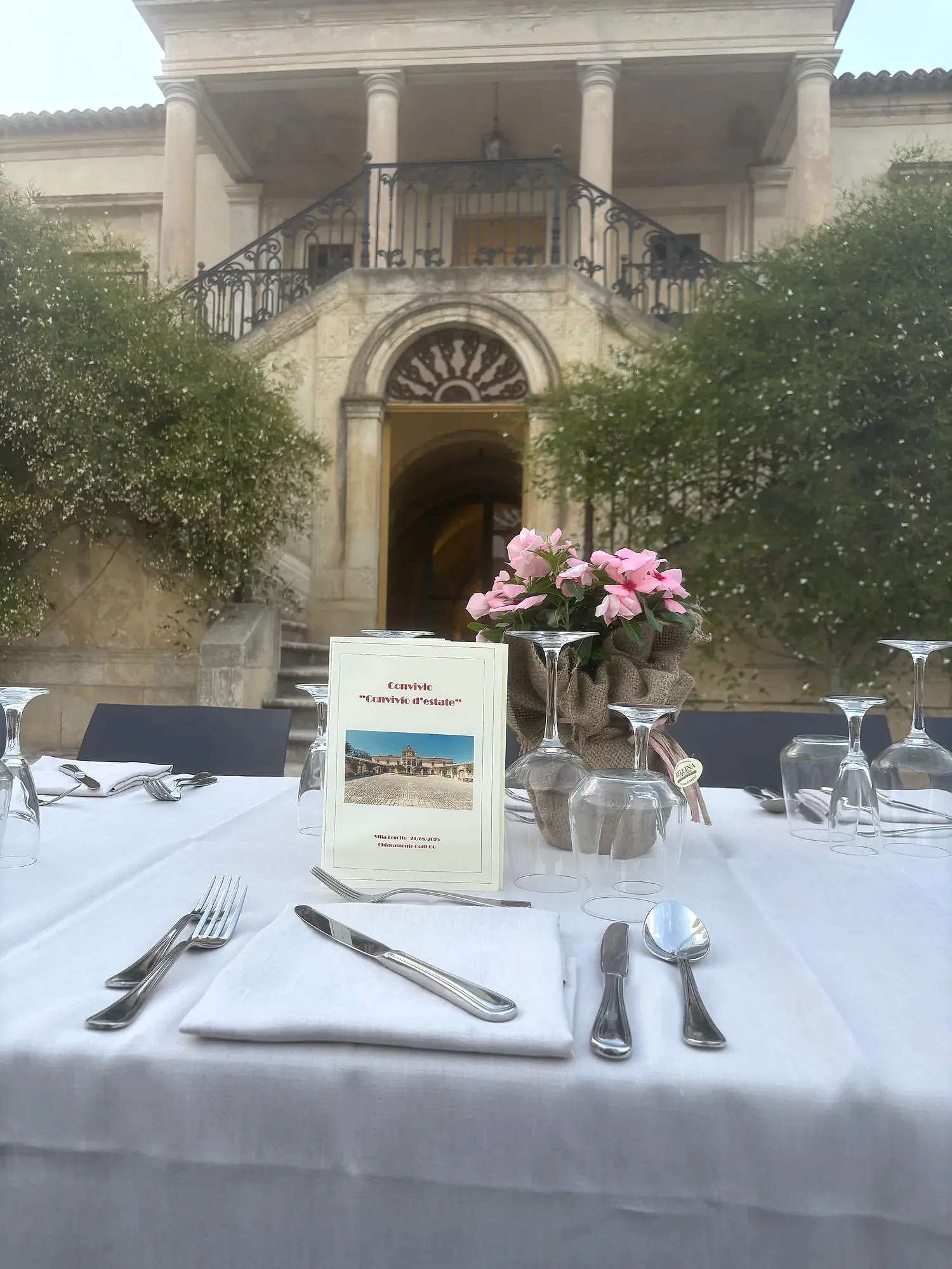 Il posto tavola e il programma del Convivio d'estate