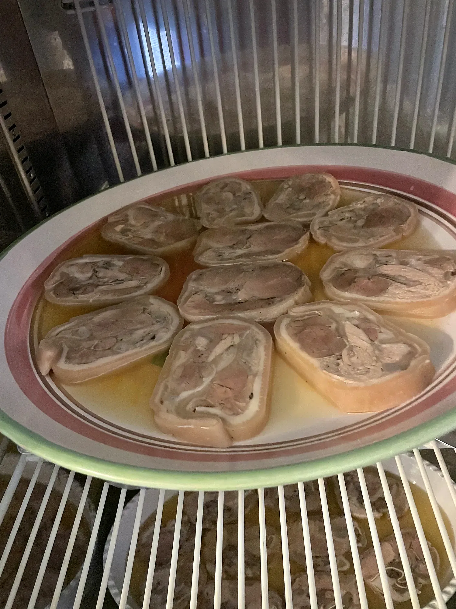 Una portata preparata per il pranzo degli auguri